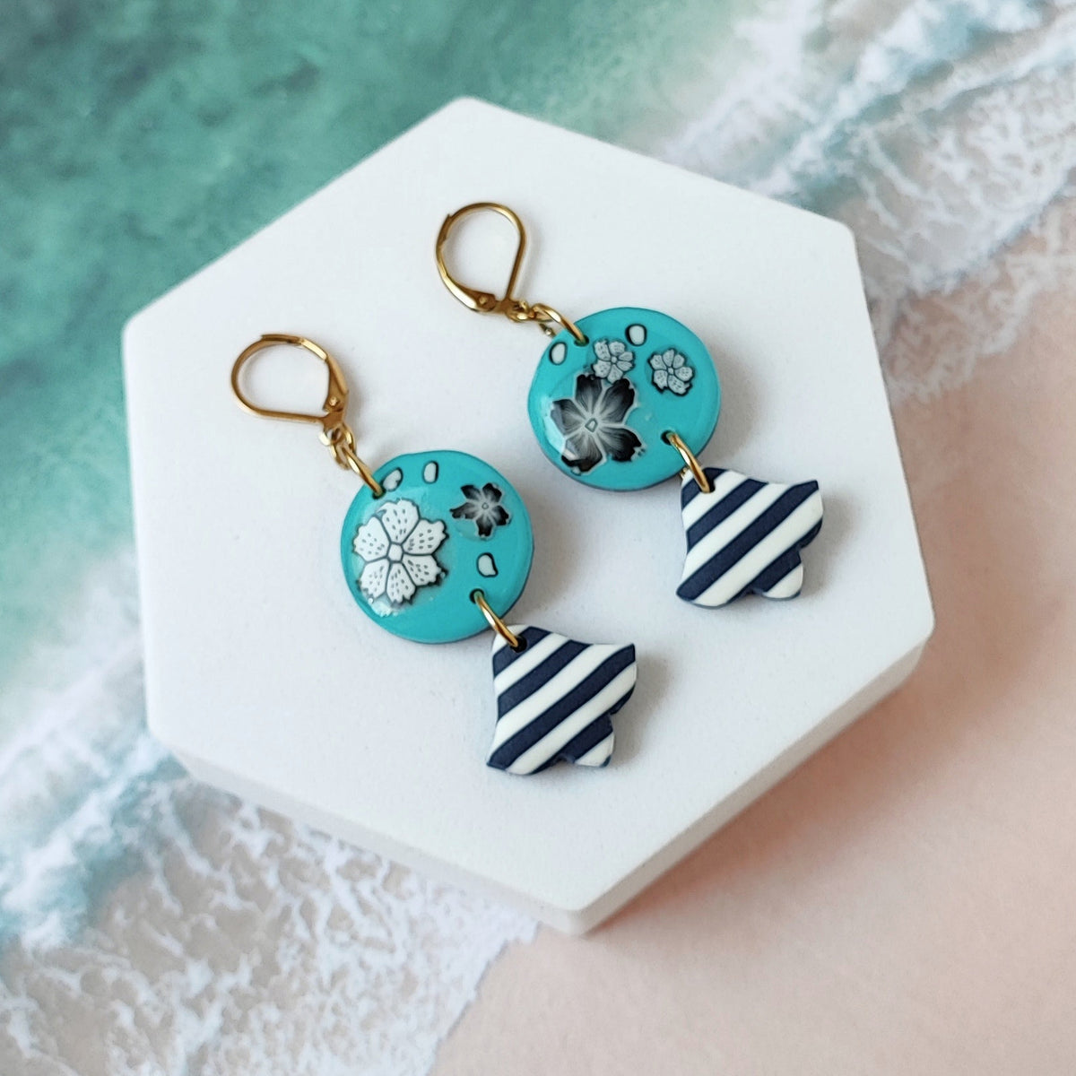 Cassis Earrings