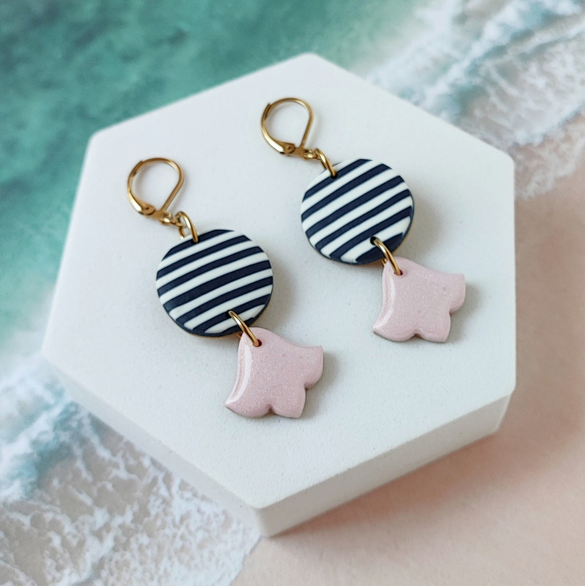 Cassis Earrings