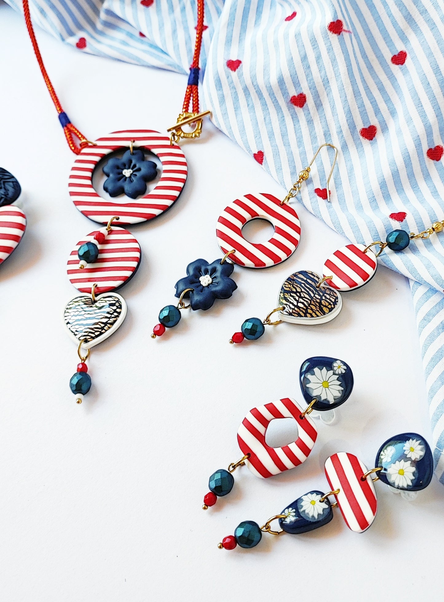 Croisière Long Necklace